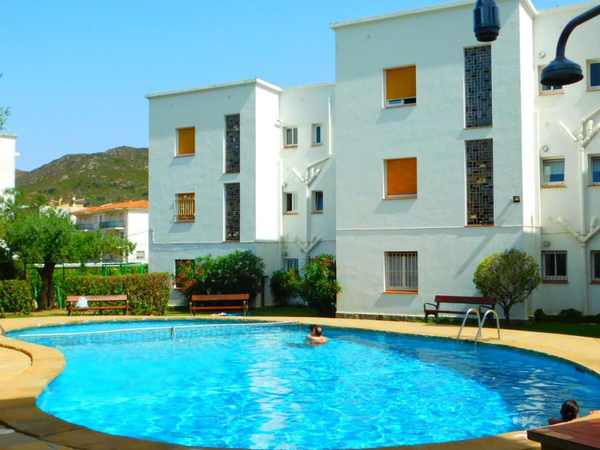 Gmid Immo Apartamento Mas Oliva Roses Exterior photo